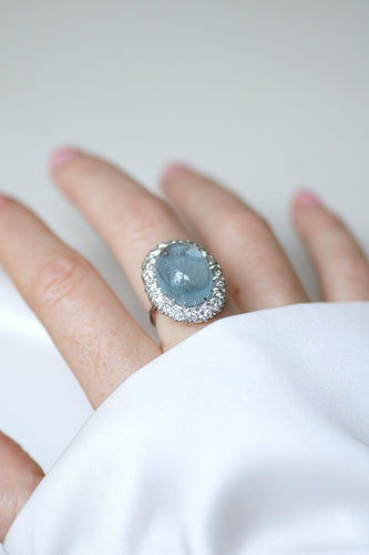 Bague 53.5 Bague Marguerite or blanc, Cabochon Aigue-Marine et Diamants 58 Facettes