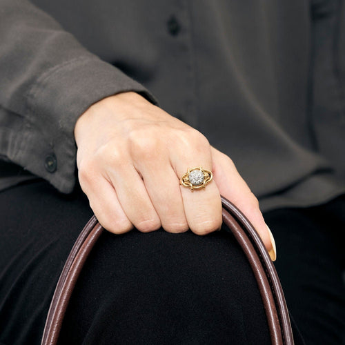 Bague 53 Bague en or jaune 18K et de platine 58 Facettes CLA0593