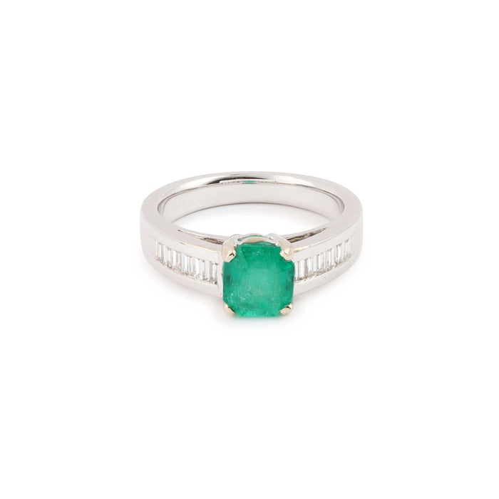 Colombian emerald white gold diamond ring