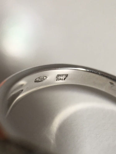 Bague 50 Bague BVLGARI modèle Astrea en or blanc 18K et diamants 58 Facettes