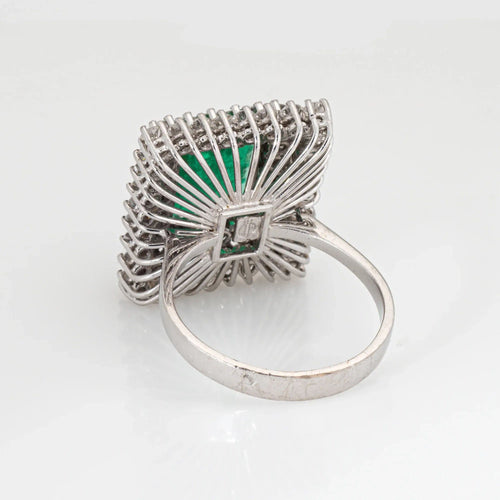 Bague Bague de cocktail carrée en or blanc 18 carats, taille 7,5, émeraude et diamants, style vintage, bijoux raffinés 58 Facettes G13724
