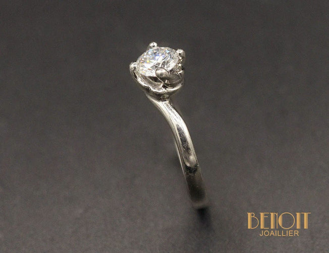 Bague 47 Solitaire platine diamant 58 Facettes 11035