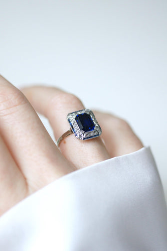 Bague 57 Bague de fiançailles Art déco saphirs synthétiques et diamants en or blanc 18k et platine 58 Facettes