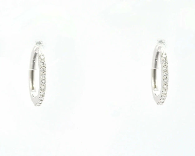 Boucles d'oreilles créoles serties de diamants de 0,30 ct