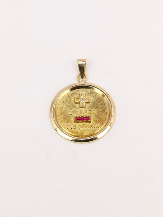 Pendentif AUGIS - Médaille amour ronde or jaune diamant rubis 58 Facettes J517