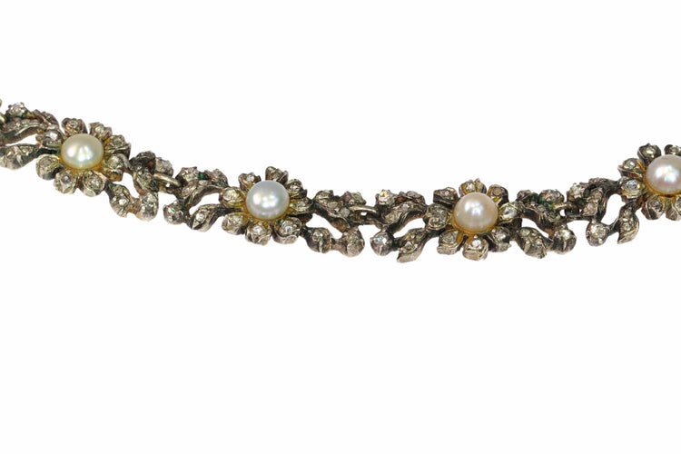 Collier Élégance victorienne : un tour de cou en diamants et perles d'une grâce intemporelle 58 Facettes 24086-0162