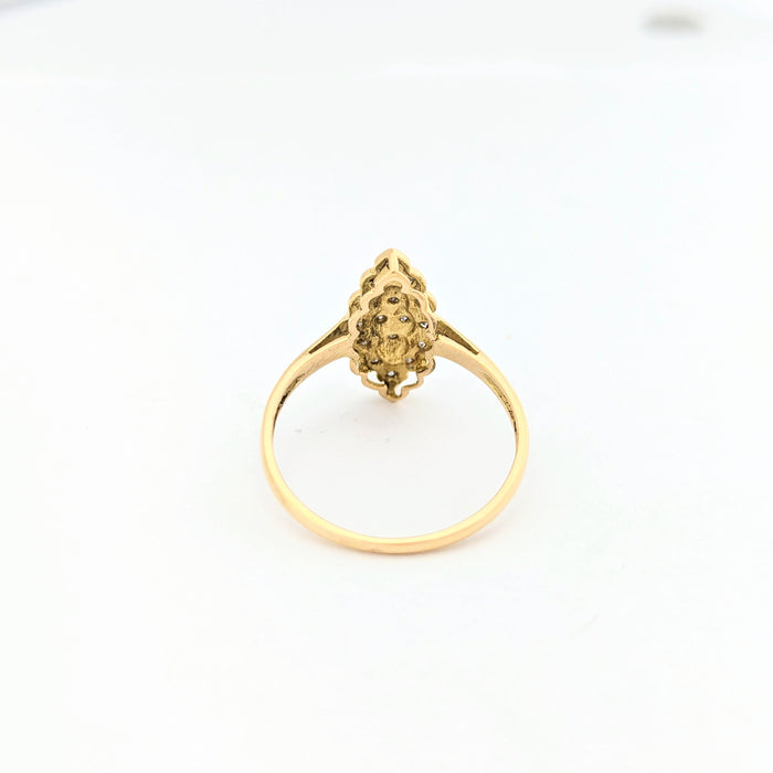 Marquise-Ring aus Gelbgold und Diamanten