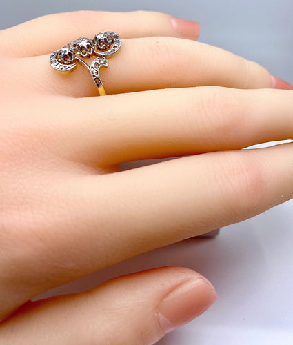 Bague 51 Bague en or 18 carats et diamants, vers 1900 58 Facettes AB178