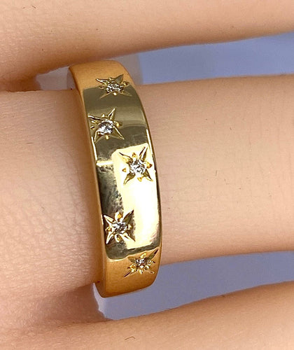 Bague 52 Bague en or jaune 18 carats sertie de 5 diamants 58 Facettes AB562