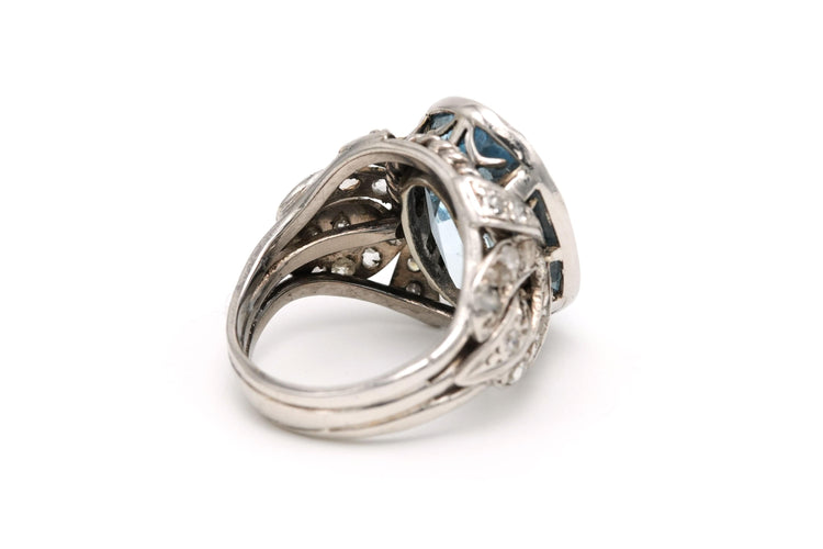Bague 47 Bague Art Déco en or blanc sertie d'une aigue marine et de diamants 58 Facettes 19823