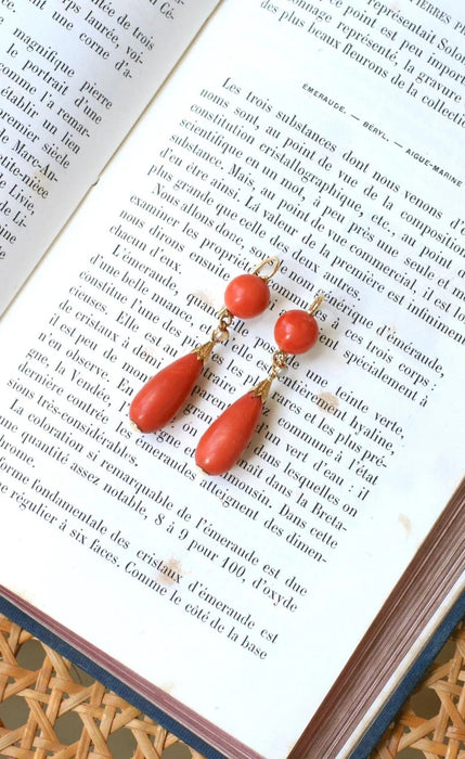 Antique yellow gold and coral earrings