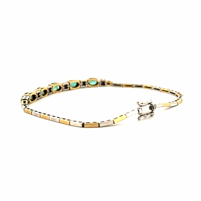 Bracelet Bracelet or jaune et blanc, émeraudes, diamants 58 Facettes 3-CO-BRA-GS948193-09