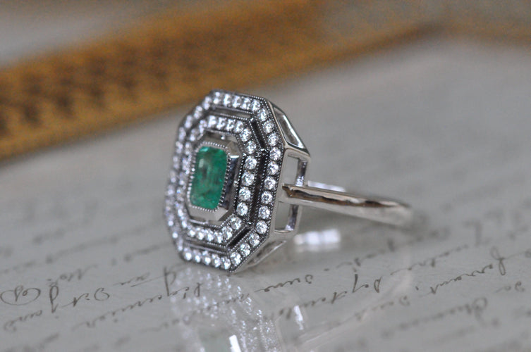 Bague 54 Antique emerald diamond ring 58 Facettes