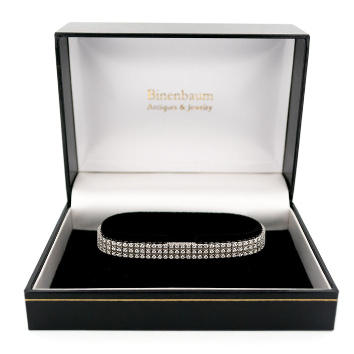 Bracelet Bracelet tennis à 3 rangs de diamants 58 Facettes 37FB18ED72D7485AA987B388195C049E