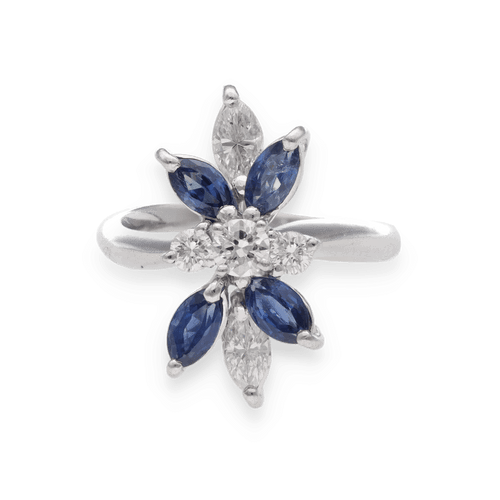 Bague 53 Bague en or gris avec saphirs navettes et diamants brillants 58 Facettes