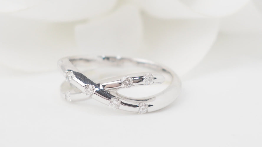 Bague 50 Bague croisée en or blanc et diamants 58 Facettes 30472