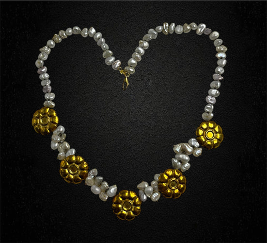 Collier Collier avec perles de rivière et marguerites en or jaune 58 Facettes