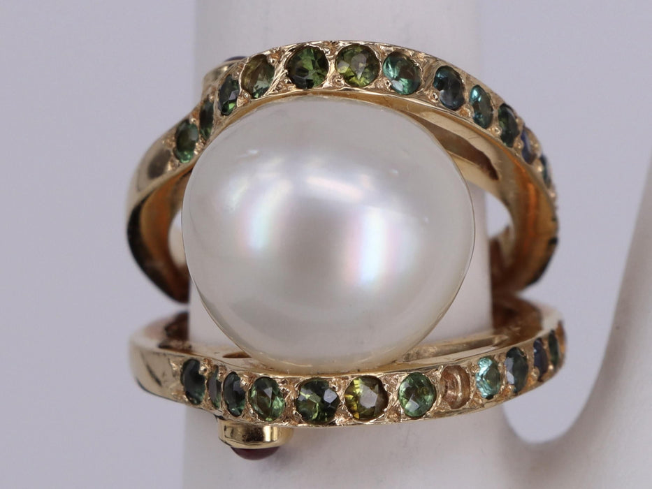 Green Sapphires & Pearl yellow gold ring