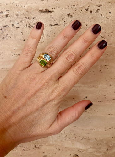Bague 52 BULGARI - Bague Double Baccellato, or jaune avec topaze bleue et péridot, vers 1980 58 Facettes