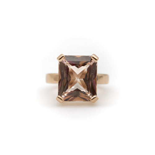 Bague 50 Bague vintage en or rose 14 carats avec morganite taille émeraude 58 Facettes A2001X