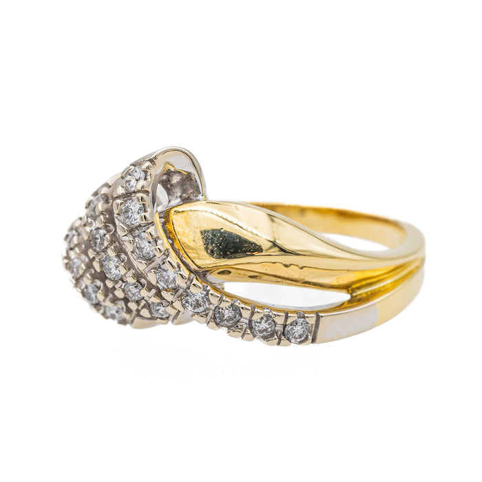 Yellow gold diamond ring