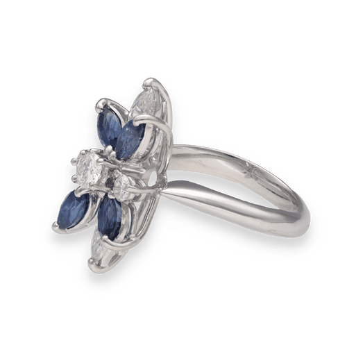 Bague 53 Bague en or gris avec saphirs navettes et diamants brillants 58 Facettes