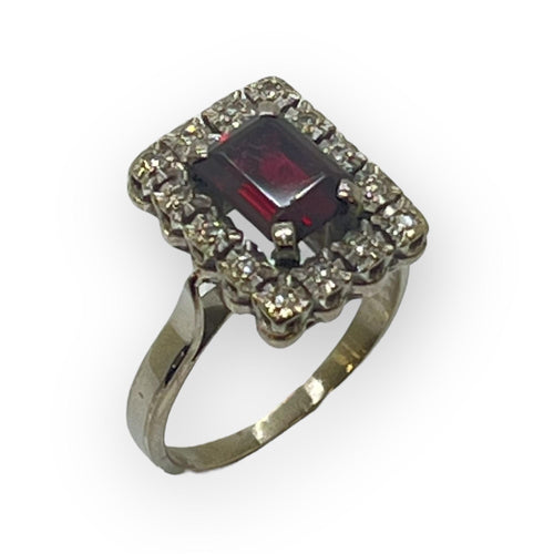 Bague 52 Bague or blanc 750 pierre rouge et diamants 58 Facettes 330081184
