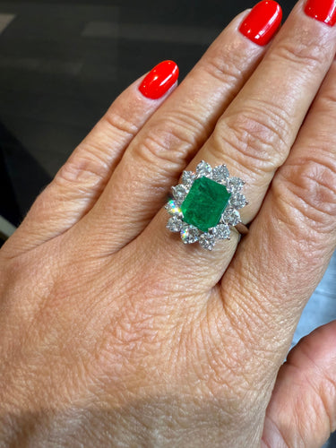 Bague 54 Bague Or Blanc - Emeraude 2,65 carats 58 Facettes 1.0000791/1