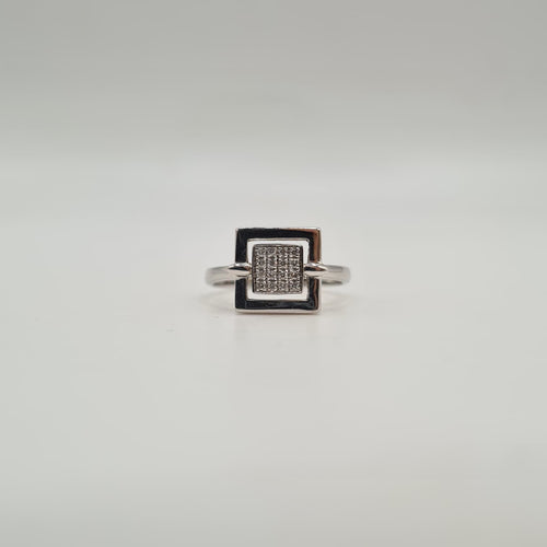 Bague 54 Bague carrée or blanc 18 carats sertie de diamants 58 Facettes