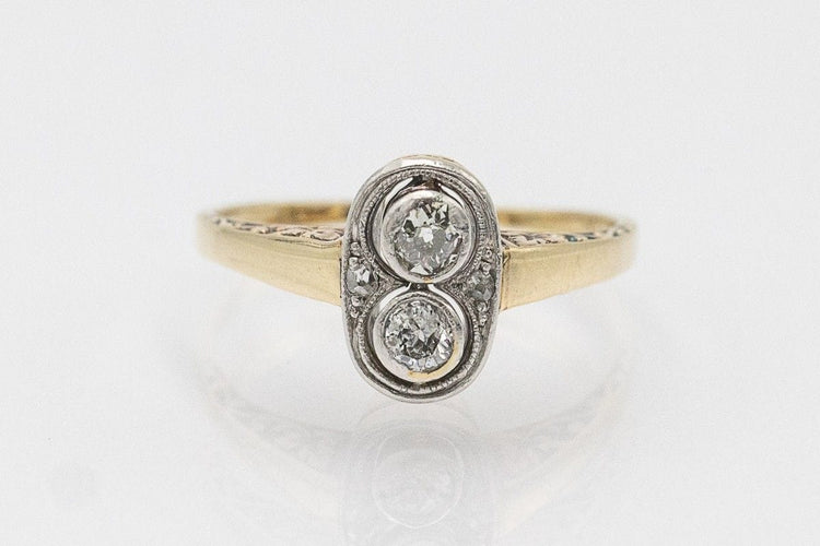 Bague 50 Bague élégante en or jaune sertie de diamants, vers 1925 58 Facettes 11078