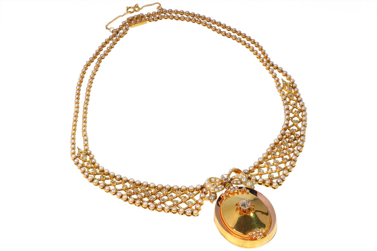 Collier Collier en diamant victorien : un chef-d'œuvre luxueux en or et perles 58 Facettes 24211-0279