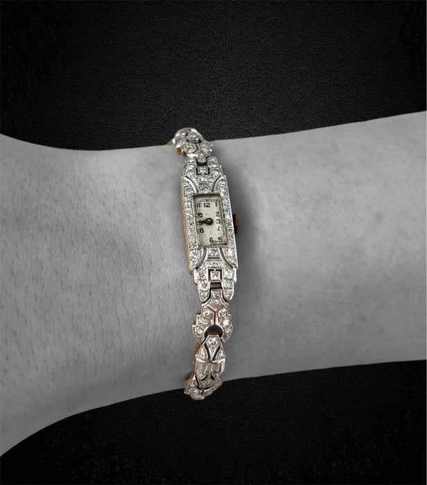 Montre Montre bracelet Art Déco, or blanc et diamants 58 Facettes