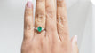 Bague 53.5 Bague en or blanc, émeraude ovale et diamants 58 Facettes 32943