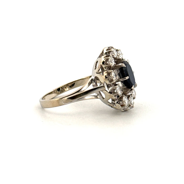 Pompadour Ring Witgoud Diamanten & Saffier