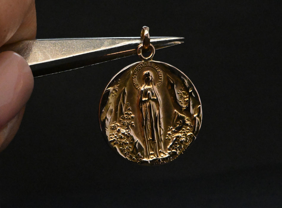 Medalla Virgen María de Oro Rosa