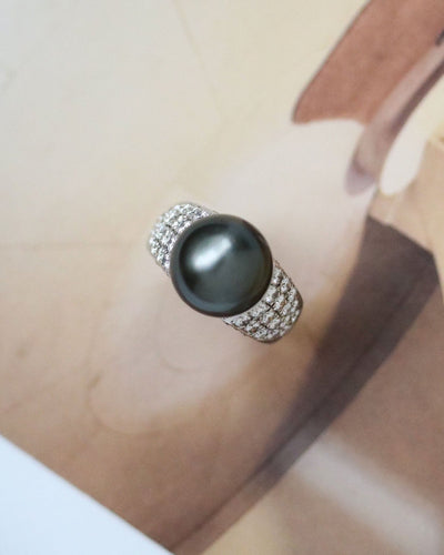 Bague 49.5 Bague Dôme Perle de Tahiti et Diamants 58 Facettes A11459