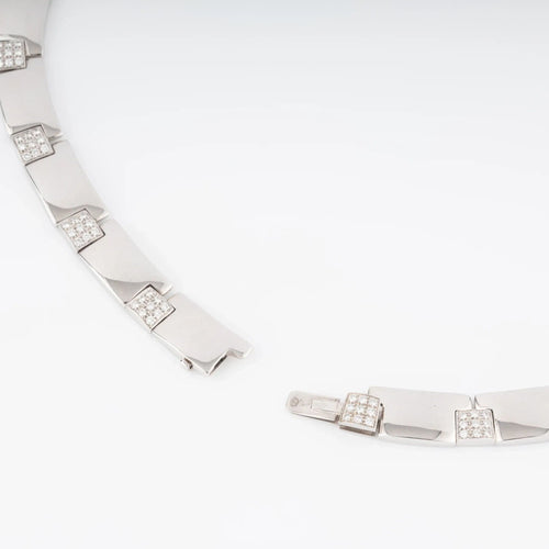 Collier Collier or gris et diamants de la Maison Chaumet 58 Facettes 1