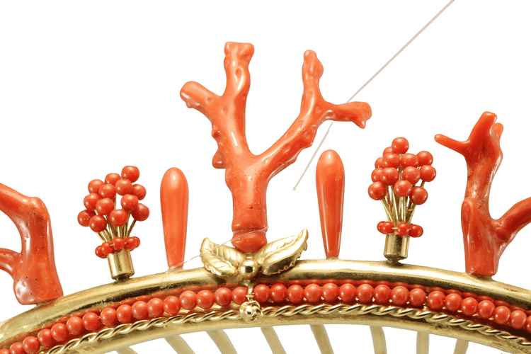 Diadème antique en corail doré à l'argent 58 Facettes 7493