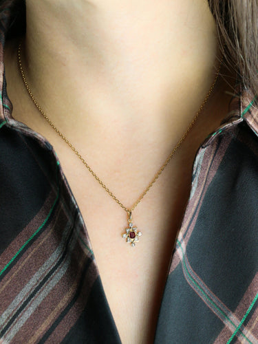 Pendentif Pendentif Art Deco or jaune diamants rubis 58 Facettes 1108.5