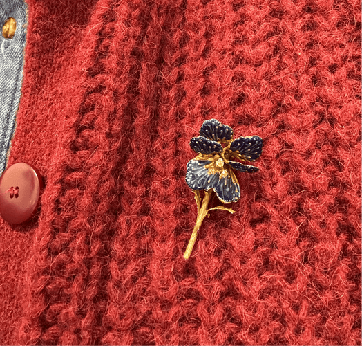 Broche Broche « fleur bleue » Éd. Richards 58 Facettes REF2501-268