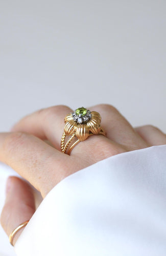 Bague 60 Bague Cocktail Fleur Péridot Diamants Or Jaune 58 Facettes