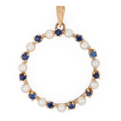 Pendentif Pendentif vintage en forme de cercle avec perles de culture et saphir 58 Facettes G13631