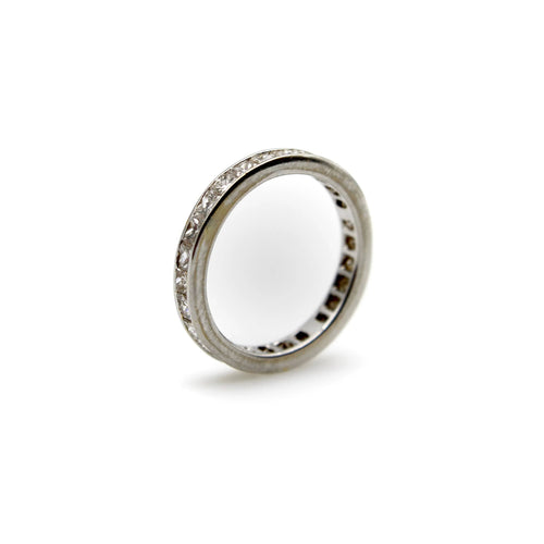 Bague 52 Bande d'éternité en or et diamants 58 Facettes