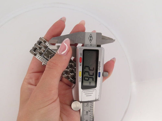 Montre montre CHAUMET khesis 23 mm acier cristal etoile quartz 58 Facettes 260891