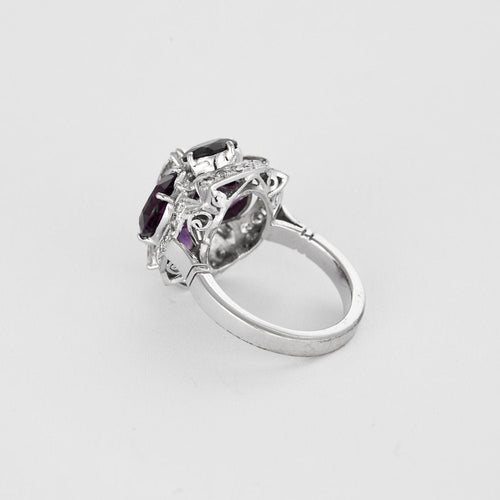 Bague 57 Bague cocktail or gris, diamants et améthystes 58 Facettes CAN11552