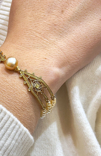 Bracelet Bracelet signé Alessio Boschi , or , perles et diamants jaunes 58 Facettes