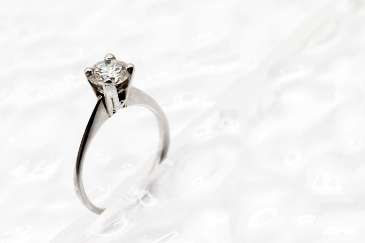 Bague 49 Bague or blanc et diamant 58 Facettes 240259