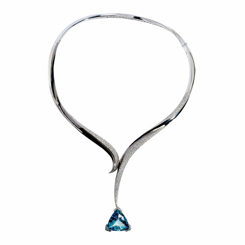 Blå topas og diamantkjede 