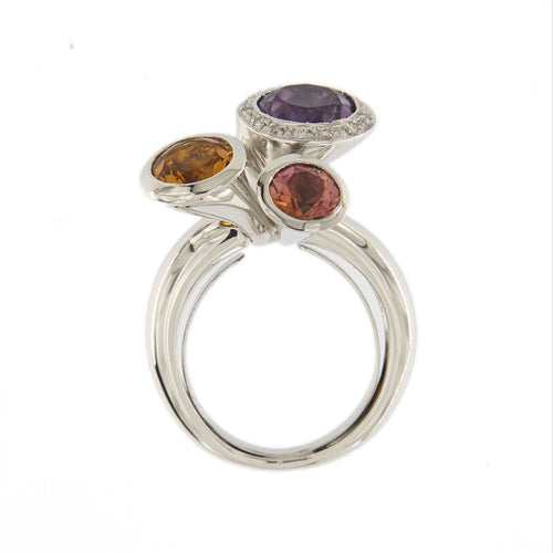 Bague 55 Bague avec pierres précieuses et diamants 58 Facettes 34070