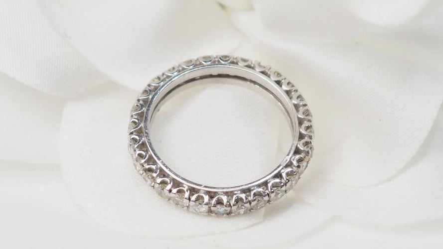 Bague 50 Alliance américaine en or blanc et diamants 1.12ct 58 Facettes 30903